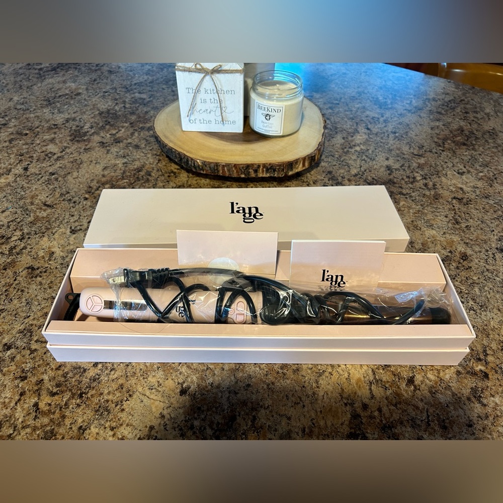 Lange rotating curling wand